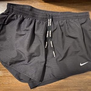 Women's Nike Running Shorts Black Large